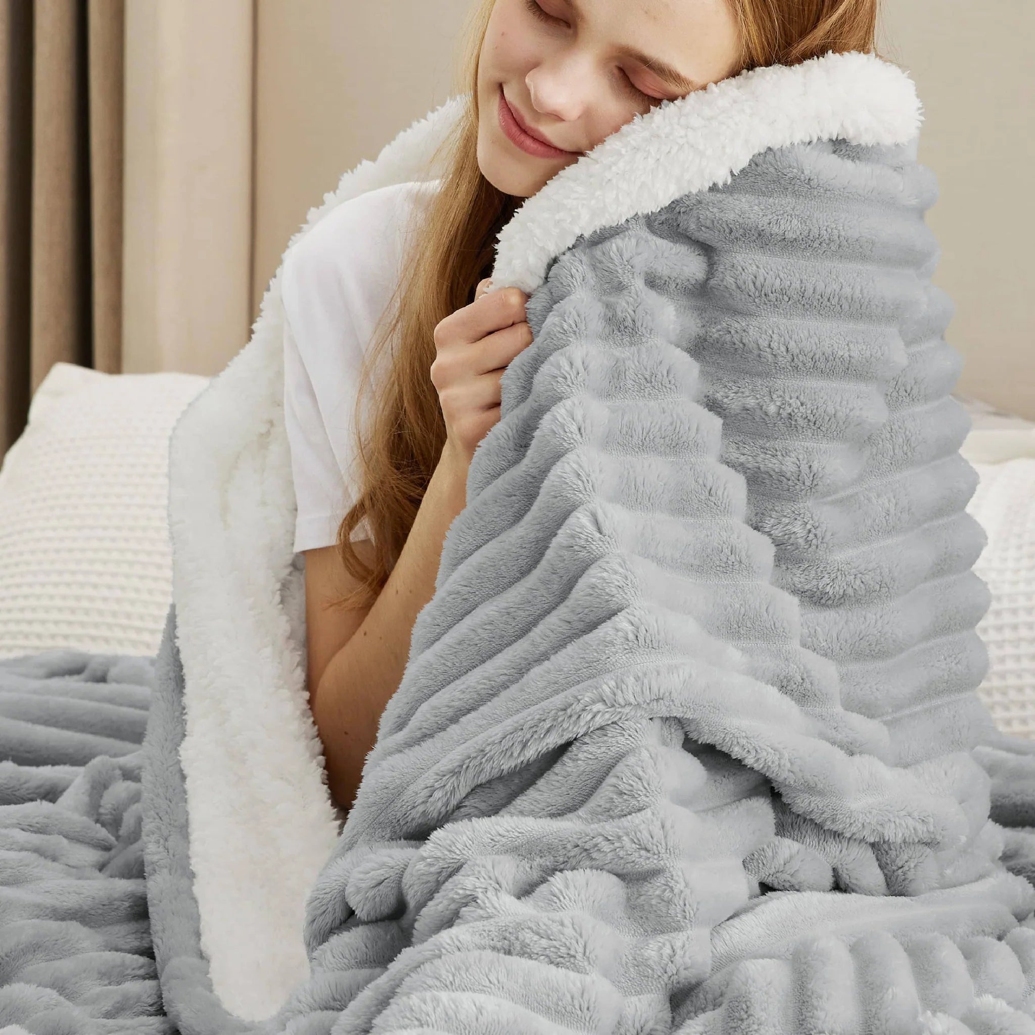 PureSnooze Signature Sherpa Blanket – Reversible Plush Design for Everyday Comfort